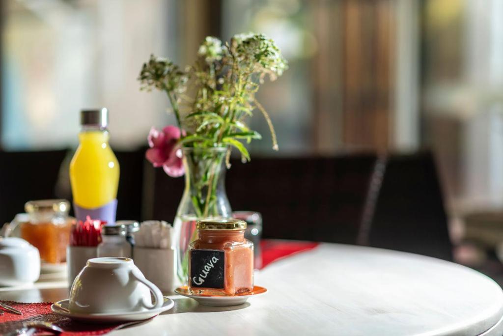 Londiningi Guesthouse Windhoek Ngoại thất bức ảnh