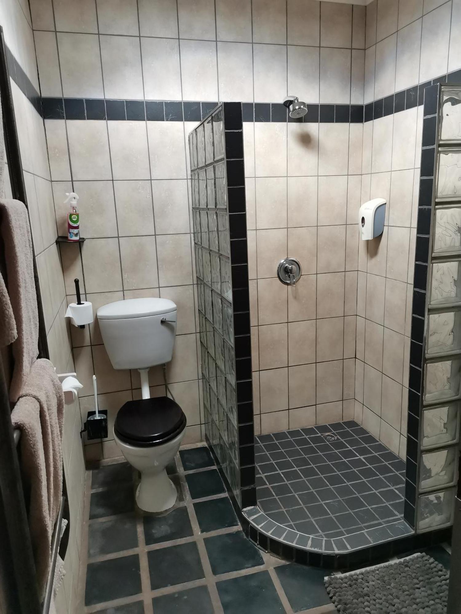 Londiningi Guesthouse Windhoek Phòng bức ảnh
