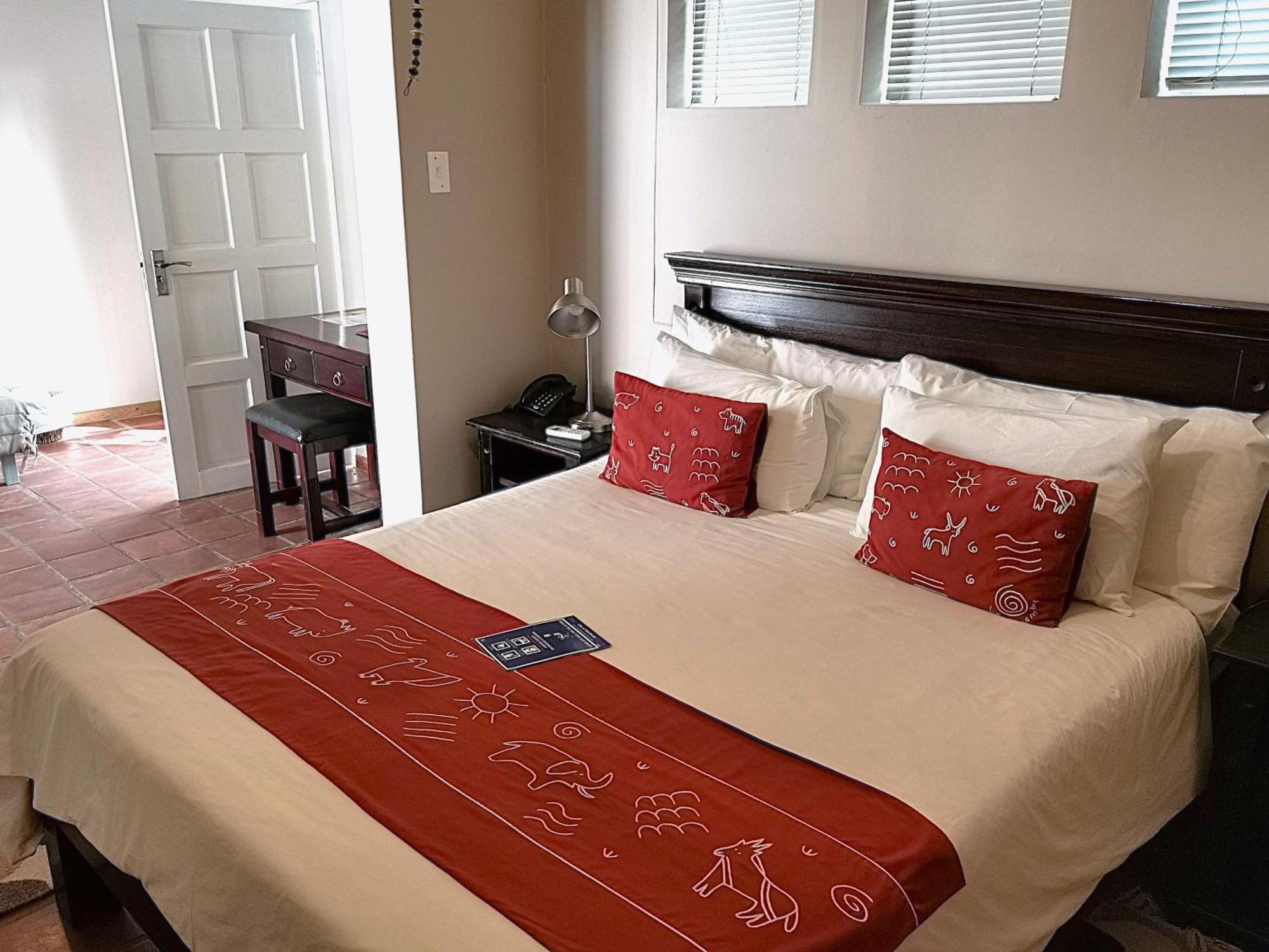 Londiningi Guesthouse Windhoek Ngoại thất bức ảnh